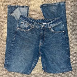 hm split flare jean